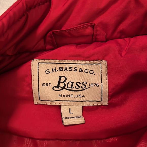 Red vest - Picture 4 of 7